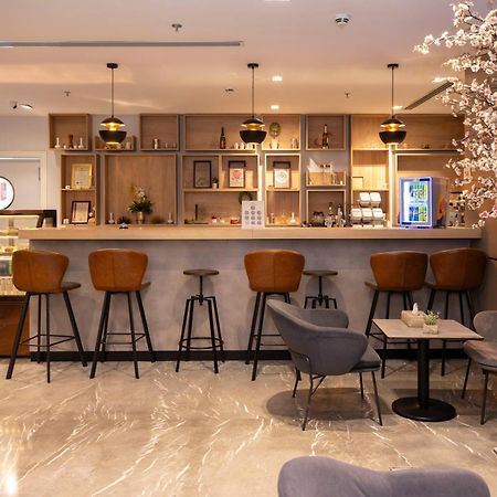 Hayat Al Riyadh Hotel מראה חיצוני תמונה