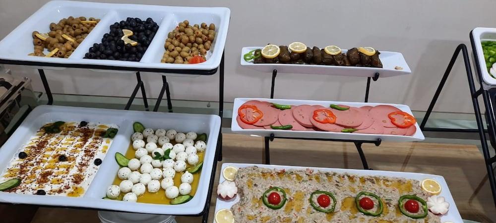 Hayat Al Riyadh Hotel מראה חיצוני תמונה