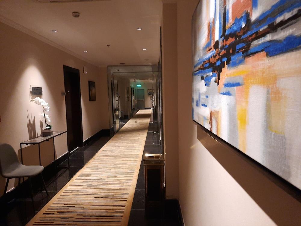 Hayat Al Riyadh Hotel מראה חיצוני תמונה